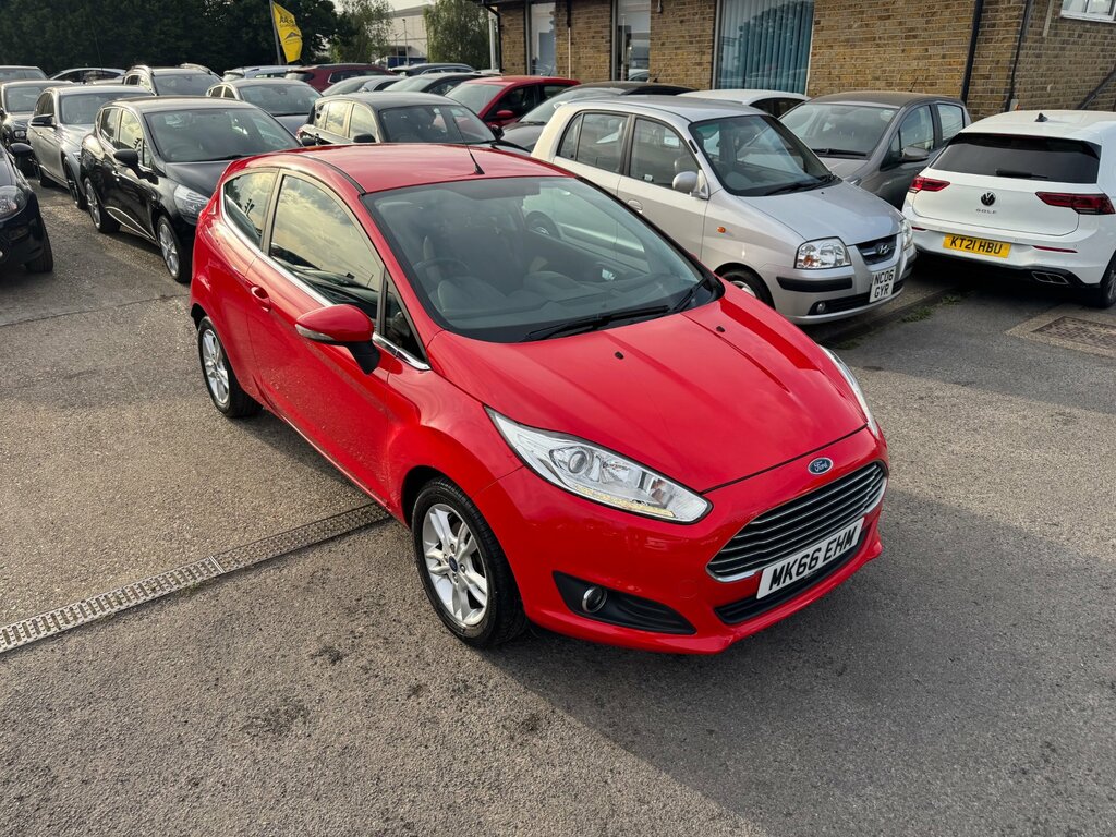 Ford Fiesta 1.25 Zetec Hatchback Euro 6 82 Red