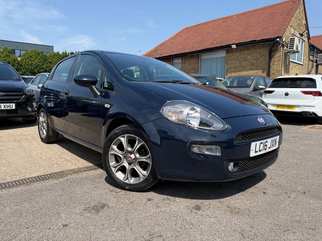Fiat Punto 1.2 Easy Hatchback Euro 6 69 Bhp Blue