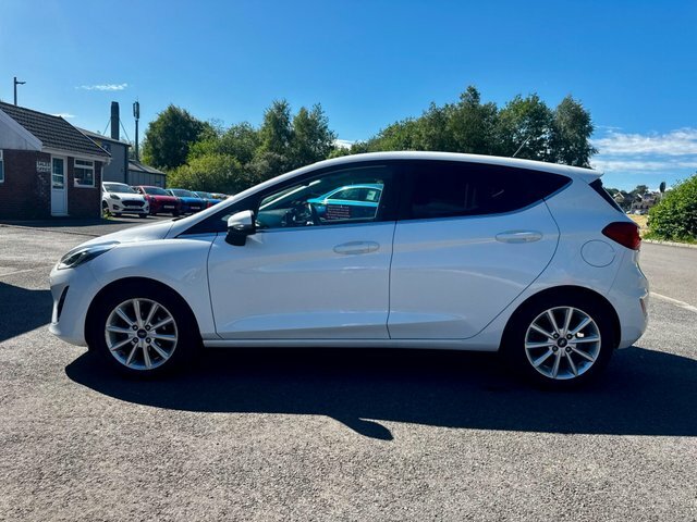 Ford Fiesta Ecoboost Titanium Euro CE68OMR White #4