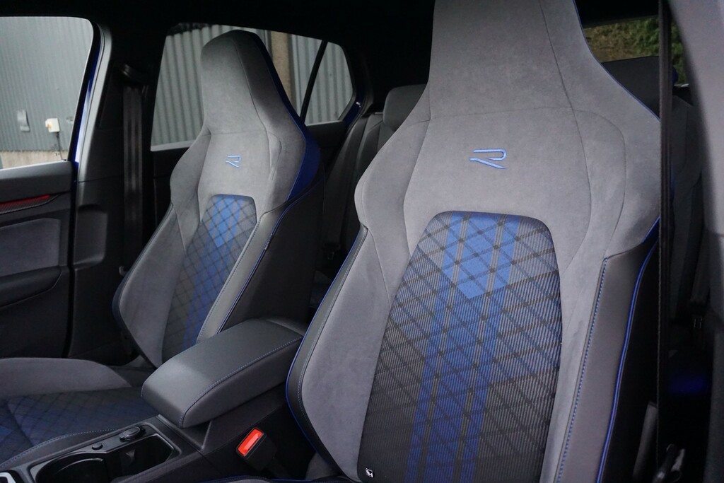 Volkswagen Golf Hatchback 2.0 Tsi R 202424 WU24LVK Blue #6