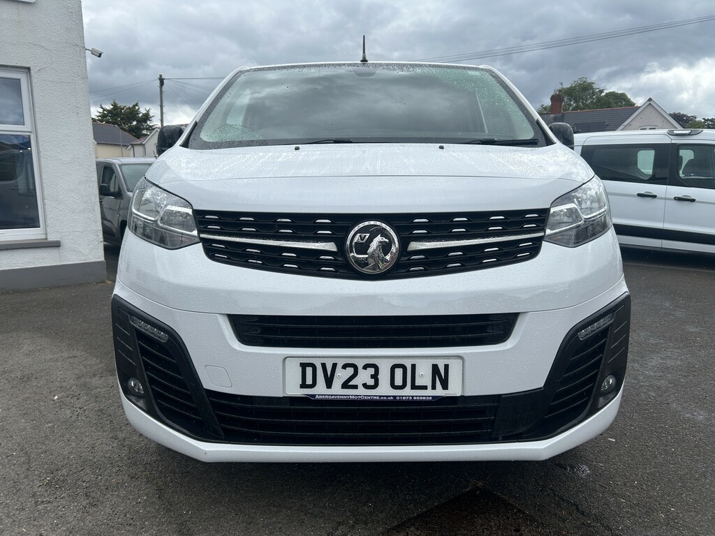 Vauxhall Vivaro Pro 2900 1.5 Turbo D 100Ps L2 H1 Lwb Van Satnav DV23OLN #3