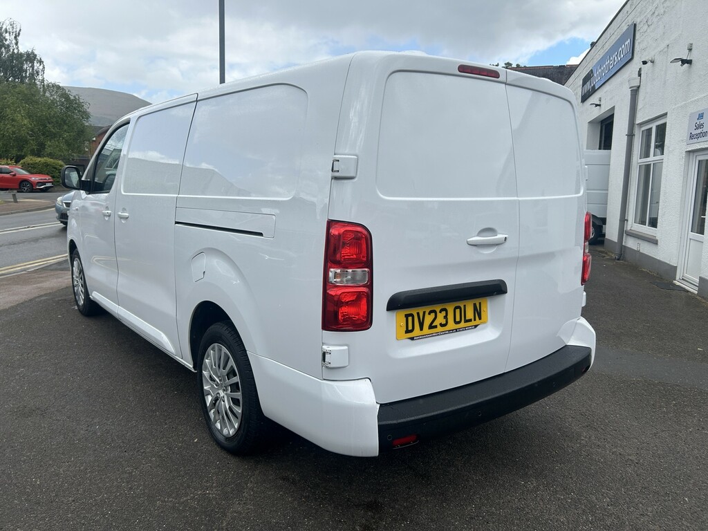 Vauxhall Vivaro Pro 2900 1.5 Turbo D 100Ps L2 H1 Lwb Van Satnav DV23OLN #6