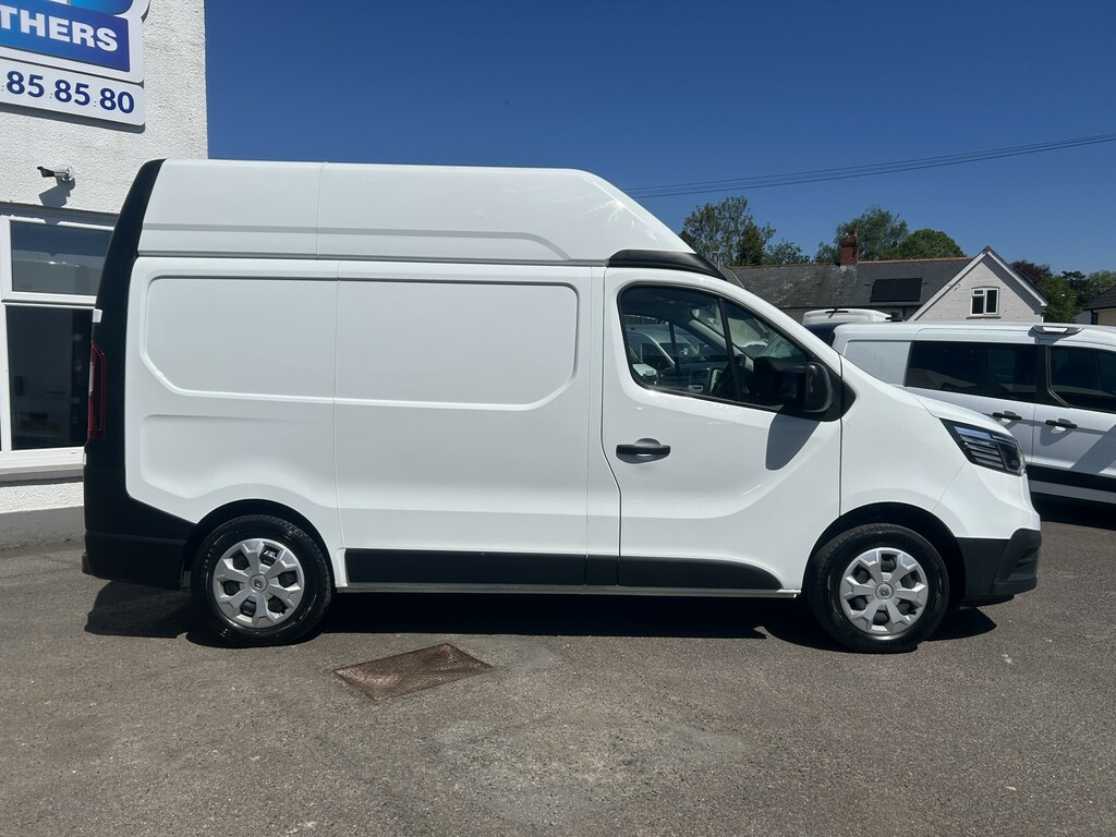 Renault Trafic Business Sh30 2.0 Dci 150 L1 H2 YC72JNK #5