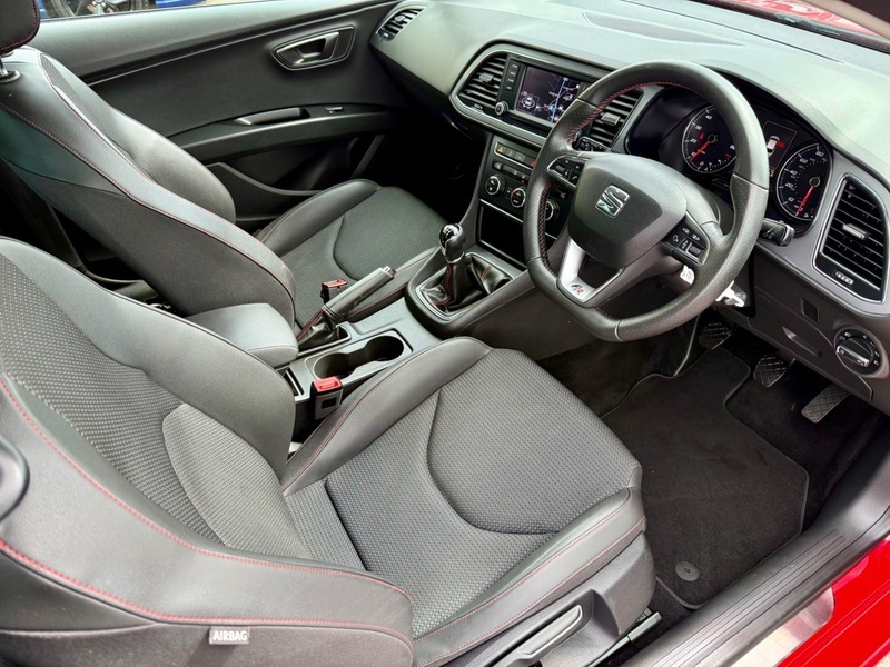 Seat Leon Tsi Fr Technology SF14AJL Red #2