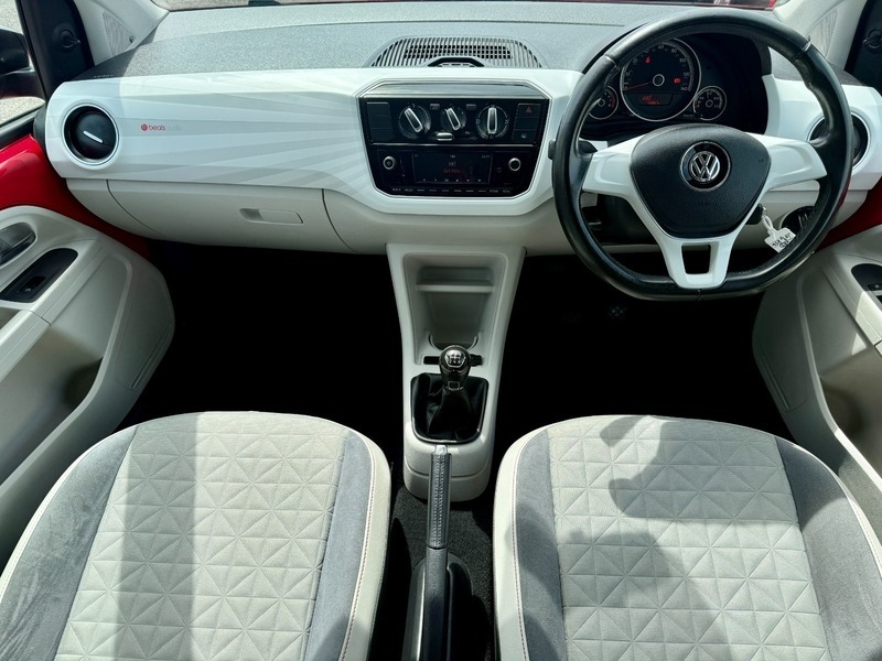 Volkswagen Up Up By Beats 20 CX16PSZ Red #2
