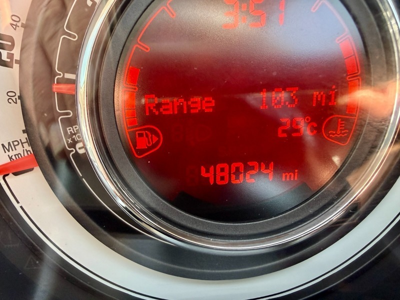 Fiat 500 Lounge 20 Taxp Sensb WO16NFJ White #5