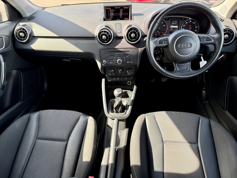 Audi A1 Sportback Tfsi Sport Pt GY14LGK Red #2
