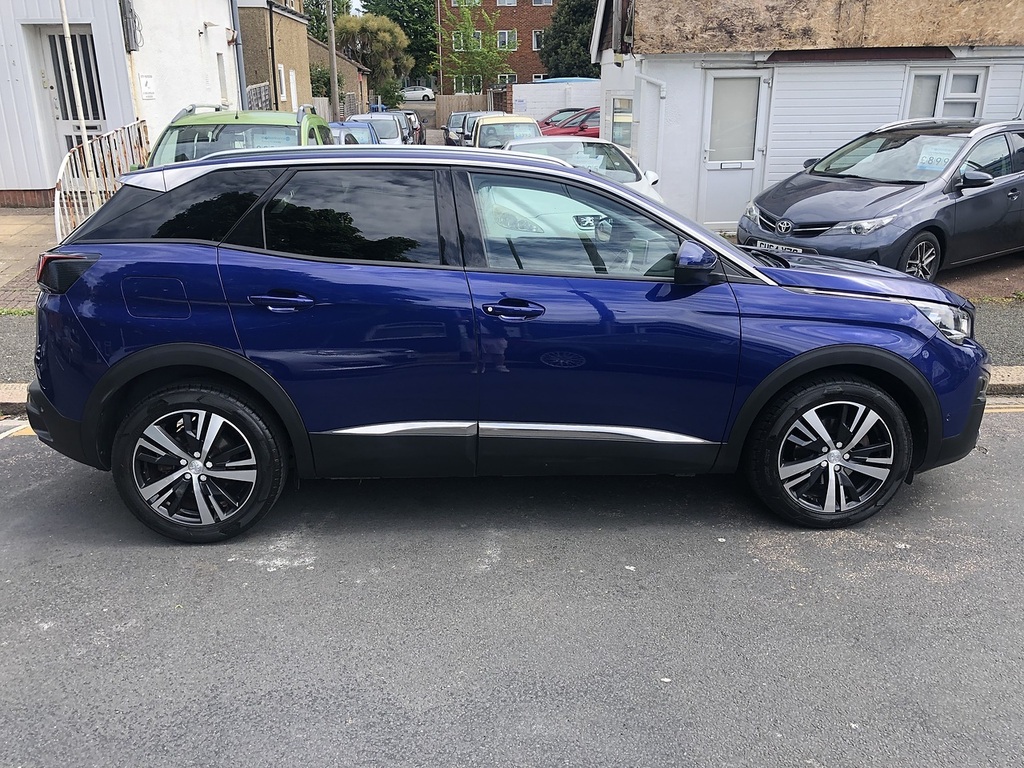 Peugeot 3008 Puretech Allure MF70KHD Blue #2