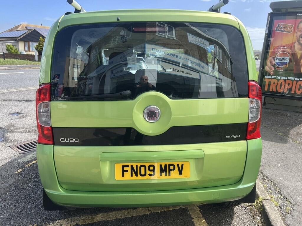 Fiat Qubo Mpv Green #4