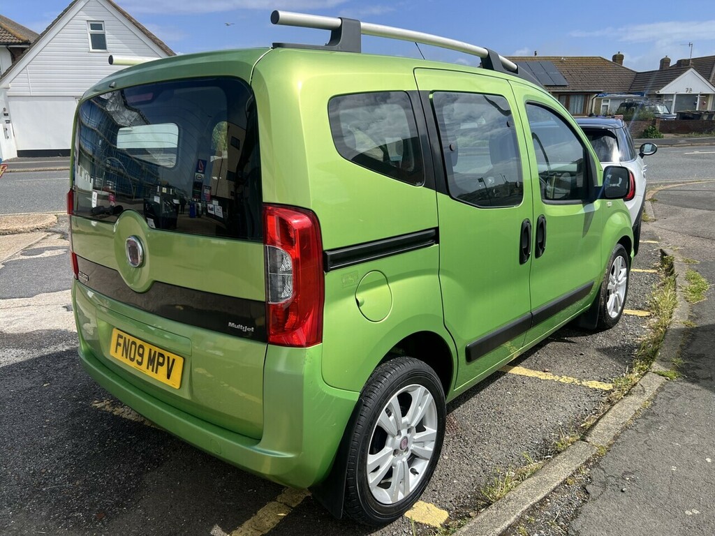 Fiat Qubo Mpv Green #3