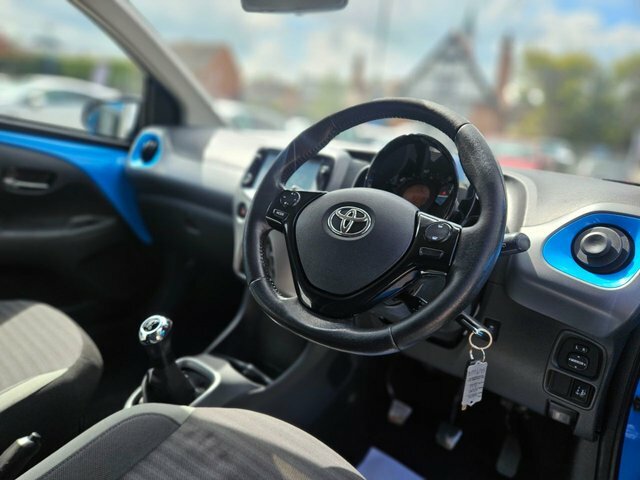 Toyota Aygo 1.0 Vvt-i X-trend Hatchback Euro FA19UVK Blue #2