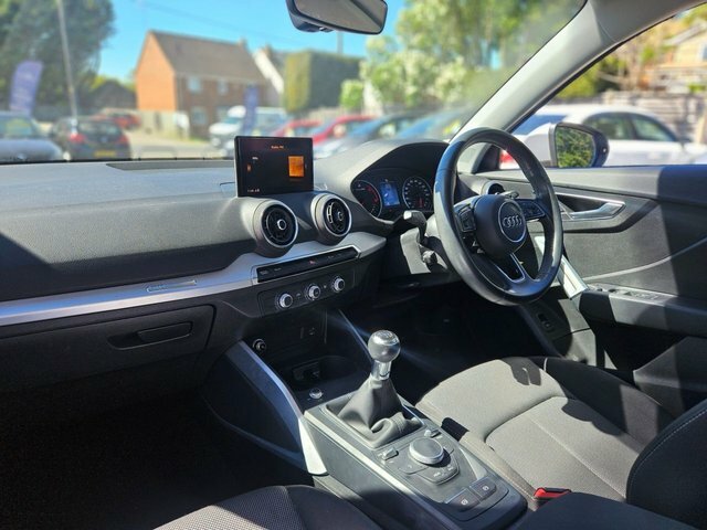 Audi Q2 1.6 Tdi 30 Sport Suv Euro 6 Ss WV69VHD Silver #2