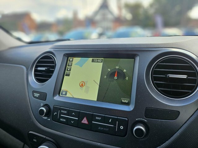 Hyundai I10 1.0 Play Hatchback Euro 6 67 Ps SC19UAY Grey #4