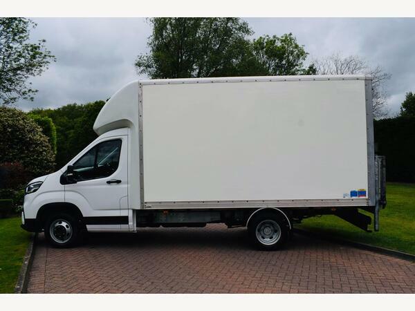 Maxus Deliver 9 Luton 2 Luton D20 Rwd L2 Euro 6Drw MK22DWM White #2