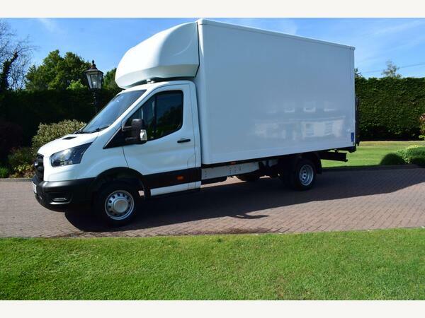 Ford Transit Custom Chassis Cab 350 Luton Hd Leader Rwd L4 Euro 6 White