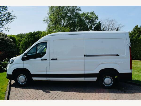 Maxus Deliver 9 Panel Van 2.0 D20 Lux Panel Van White #2