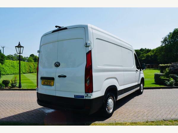 Maxus Deliver 9 Panel Van 2.0 D20 Lux Panel Van White #6