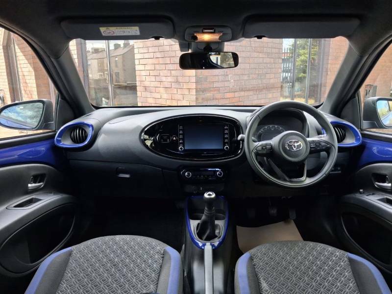 Toyota Aygo X 1.0 Vvt-i Edge - 2023 23 PG23LPX Blue #3