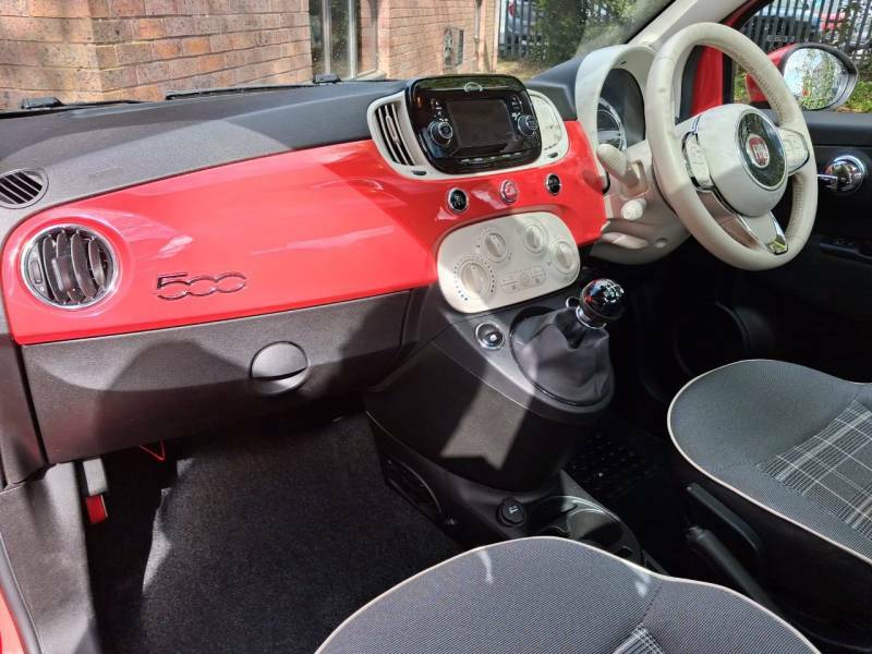 Fiat 500 1.2 Lounge - 2019 19 YN19VFP #2
