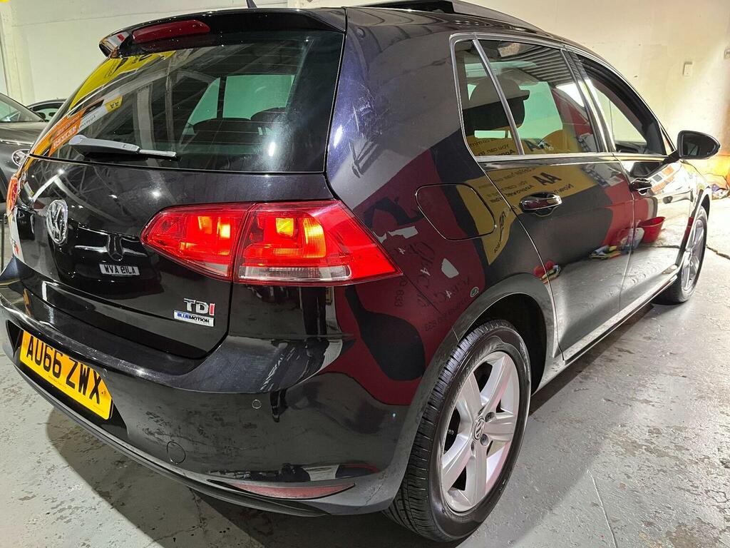 Volkswagen Golf Hatchback 1.6 Tdi Bluemotion Tech Match Edition Eu AU66ZWX Black #6