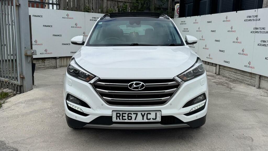 Hyundai Tucson Suv 2.0 Crdi Premium Se 4Wd Euro 6 2018 White #3