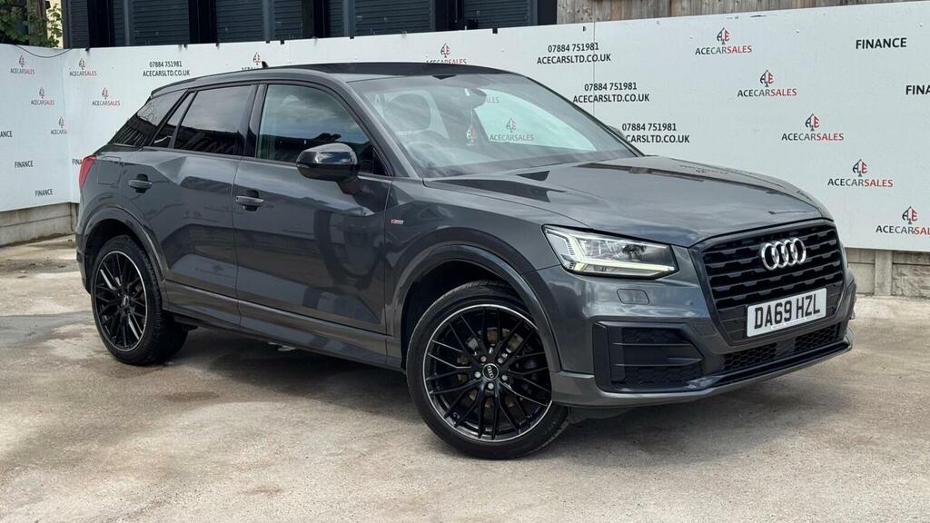 Audi Q2 Suv 1.5 Tfsi Cod 35 Black Edition S Tronic Euro 6 Grey