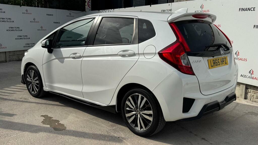 Honda Jazz Hatchback 1.3 I-vtec Ex Cvt Euro 6 Ss 2015 LR65HPZ White #6