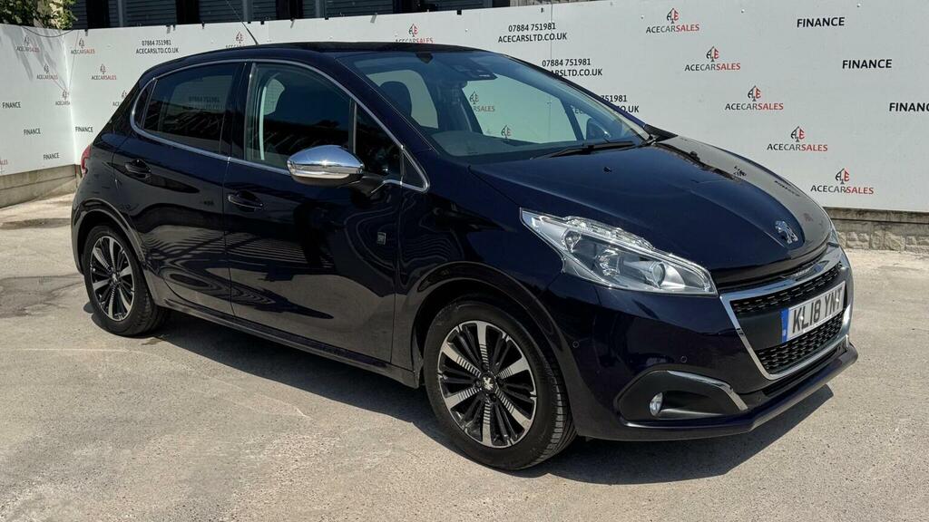 Peugeot 208 Hatchback 1.2 Puretech Tech Edition Eat Euro 6 S KL18YNT Blue #2