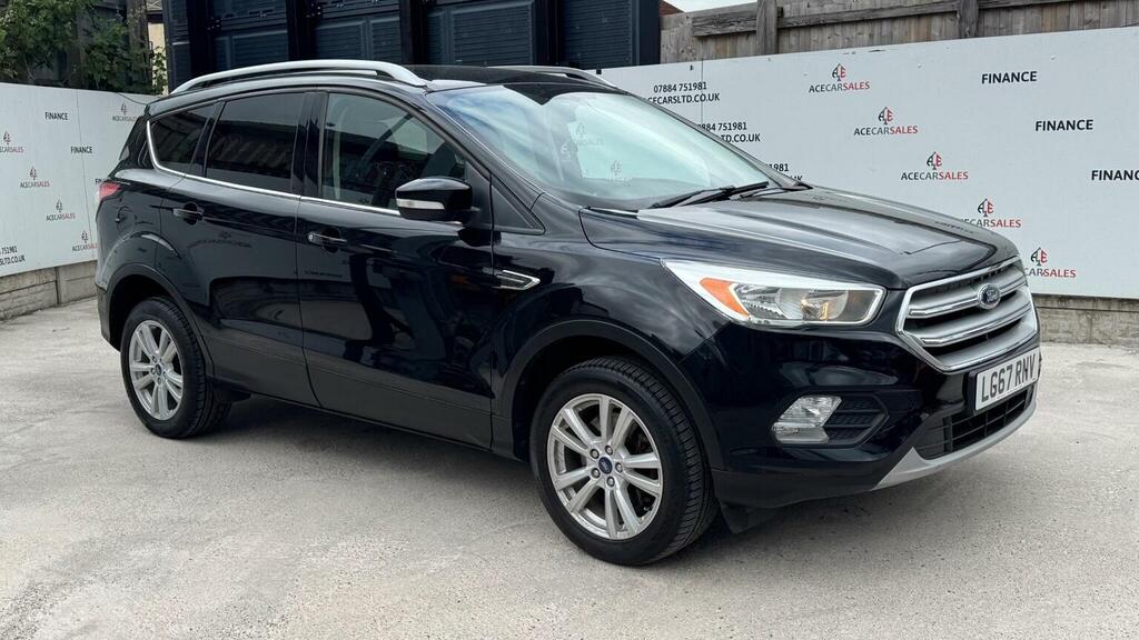Ford Kuga Suv 1.5 Tdci Zetec Euro 6 Ss 201767 LG67RNV Black #2