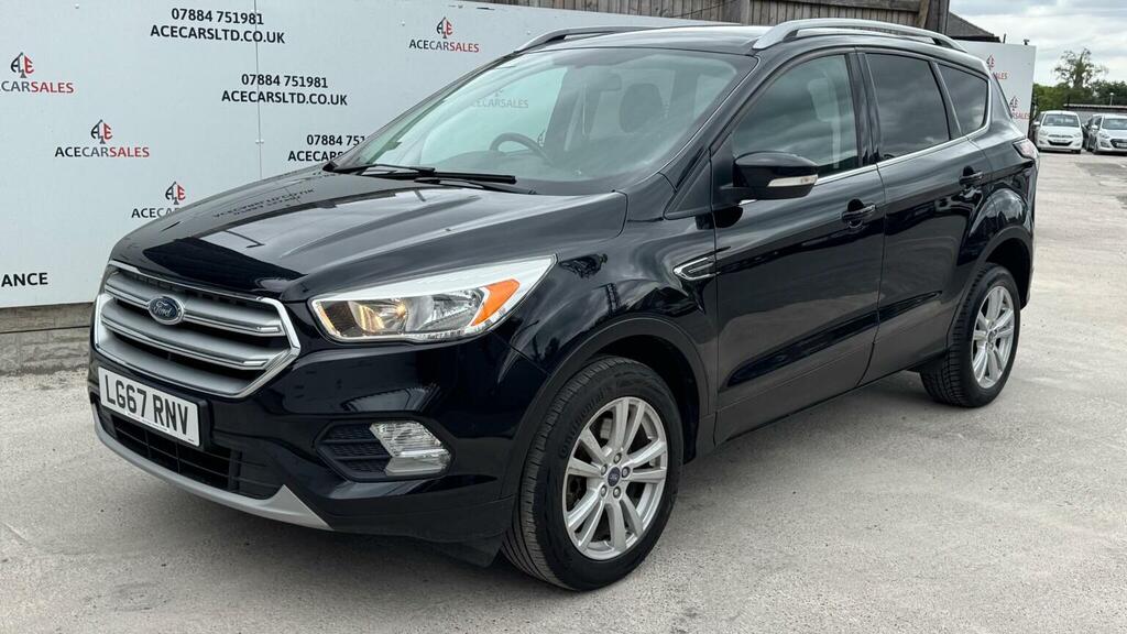 Ford Kuga Suv 1.5 Tdci Zetec Euro 6 Ss 201767 LG67RNV Black #4