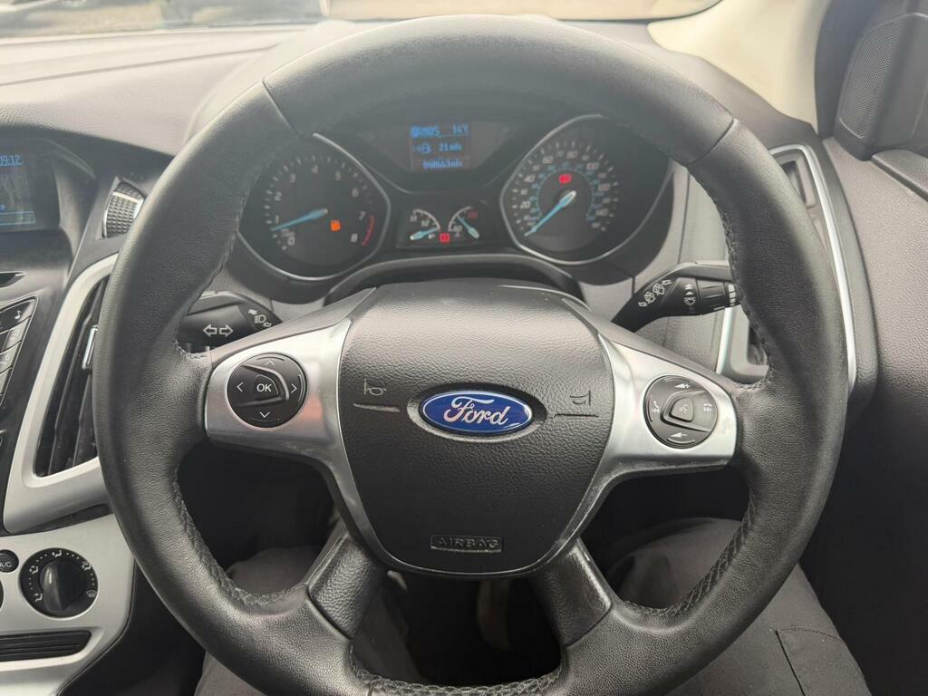 Ford Focus 1.6 Zetec S Powershift Euro 5 SC13DBZ Silver #6