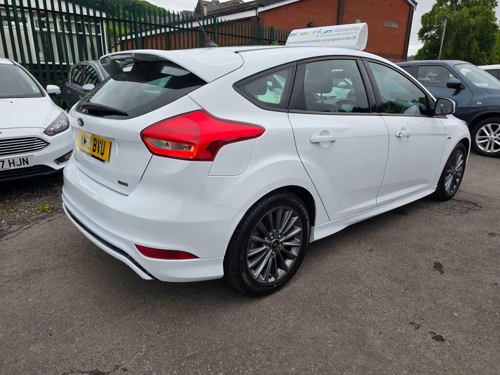 Ford Focus 1.0T Ecoboost St-line Euro 6 S S WM18BVU White #4