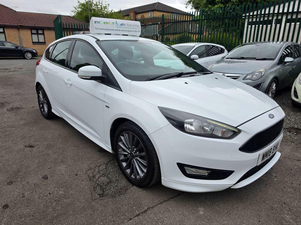 Ford Focus 1.0T Ecoboost St-line Euro 6 S S White