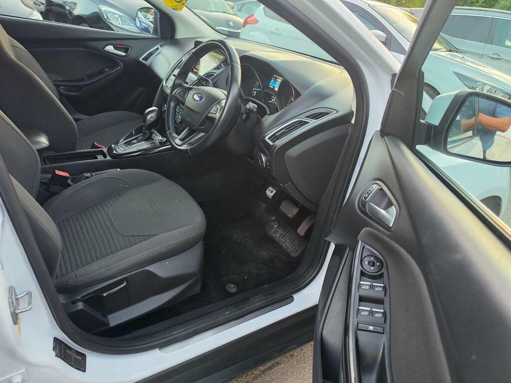 Ford Focus 1.0T Ecoboost Titanium Euro 6 S S SN66YSP White #5