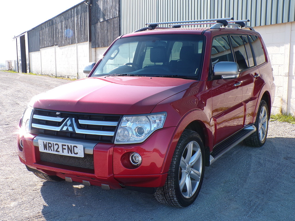 Mitsubishi Shogun Di-dc Diamond WR12FNC Red #4