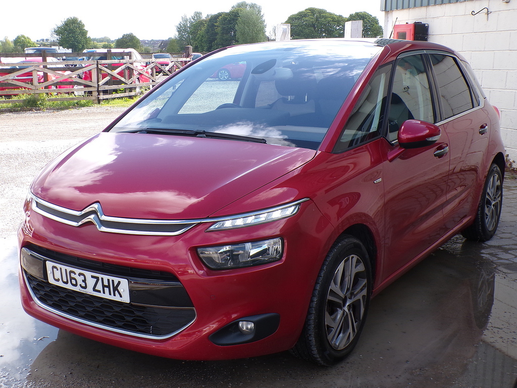 Citroen C4 Picasso E-hdi Airdream Exclusive CU63ZHK Red #4