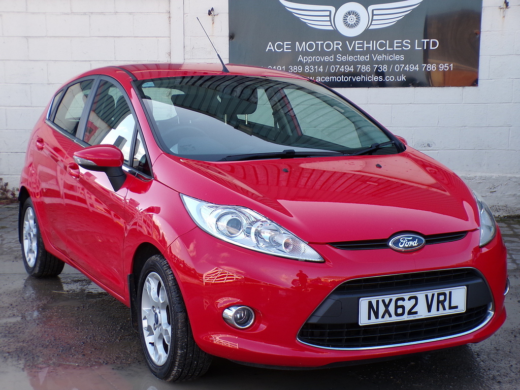 Ford Fiesta Zetec Red