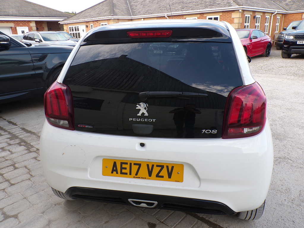 Peugeot 108 Puretech Gt Line AE17VZV White #6