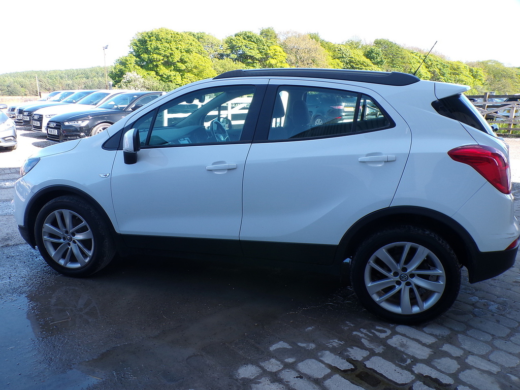 Vauxhall Mokka X I Turbo Ecotec Active DY68TFE White #5