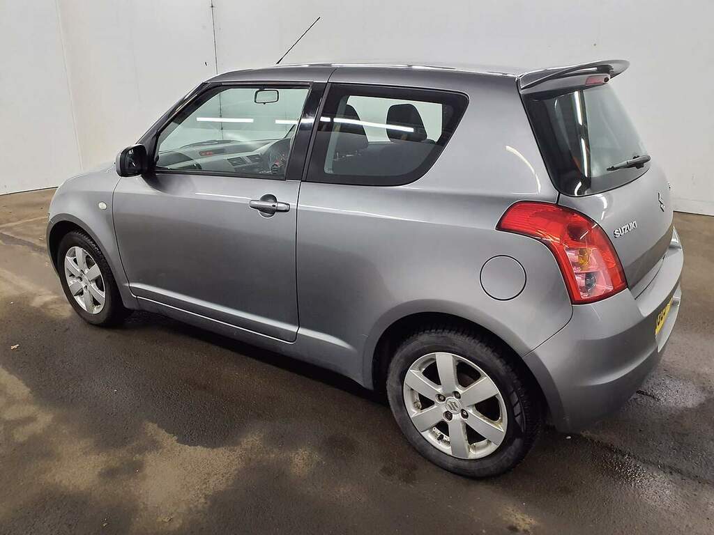 Suzuki Swift Glx Grey #4