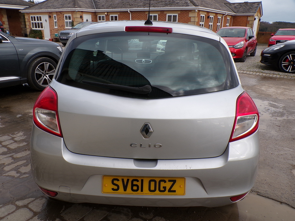 Renault Clio Dynamique Tomtom SV61OGZ Silver #6