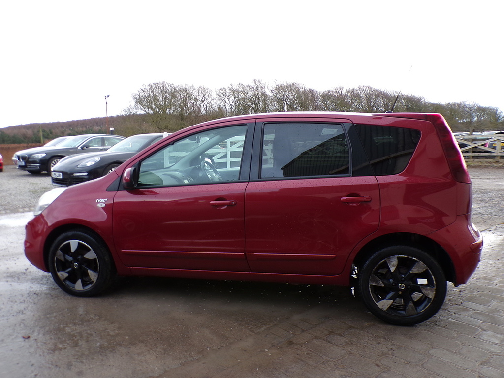 Nissan Note Dci N-tec Red #5