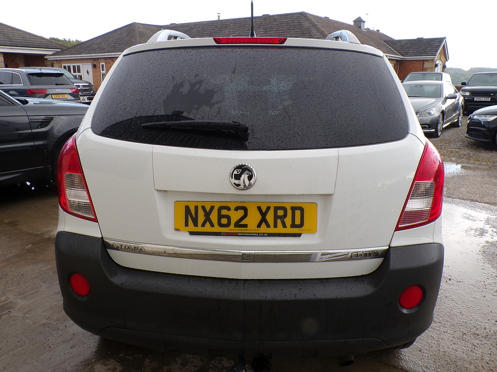 Vauxhall Antara Cdti Exclusiv White #6