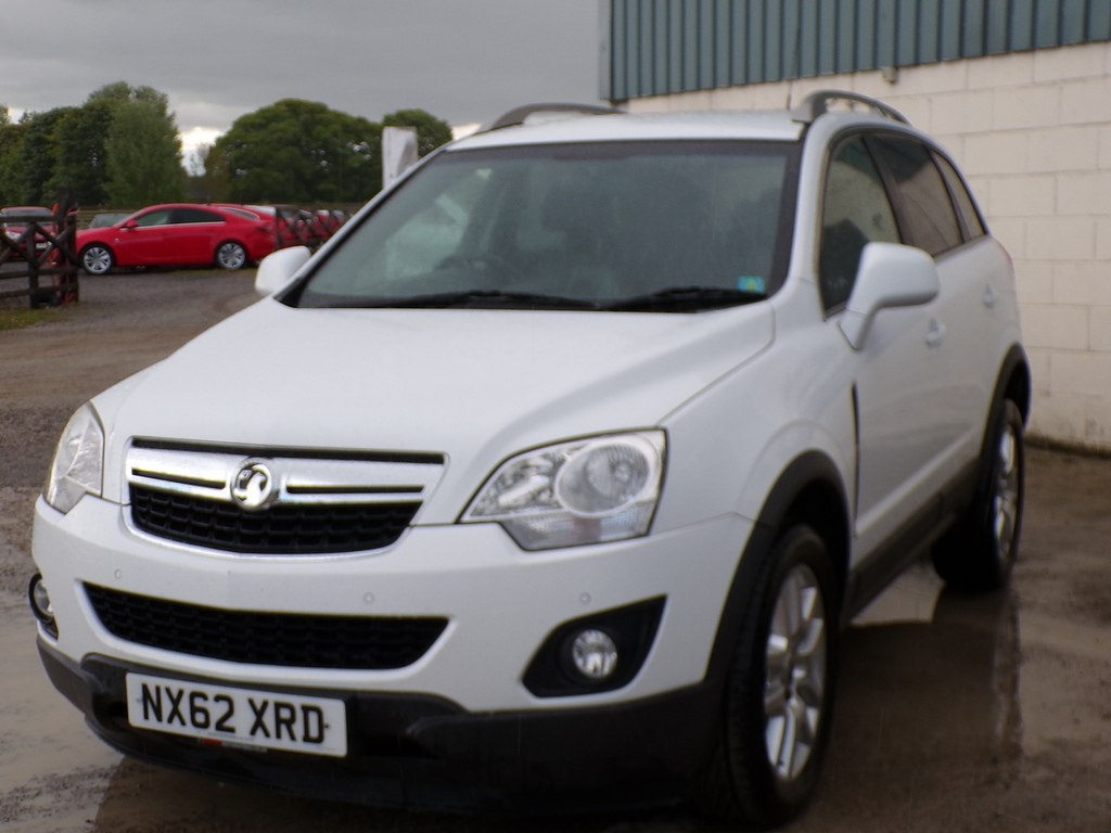 Vauxhall Antara Cdti Exclusiv White #3