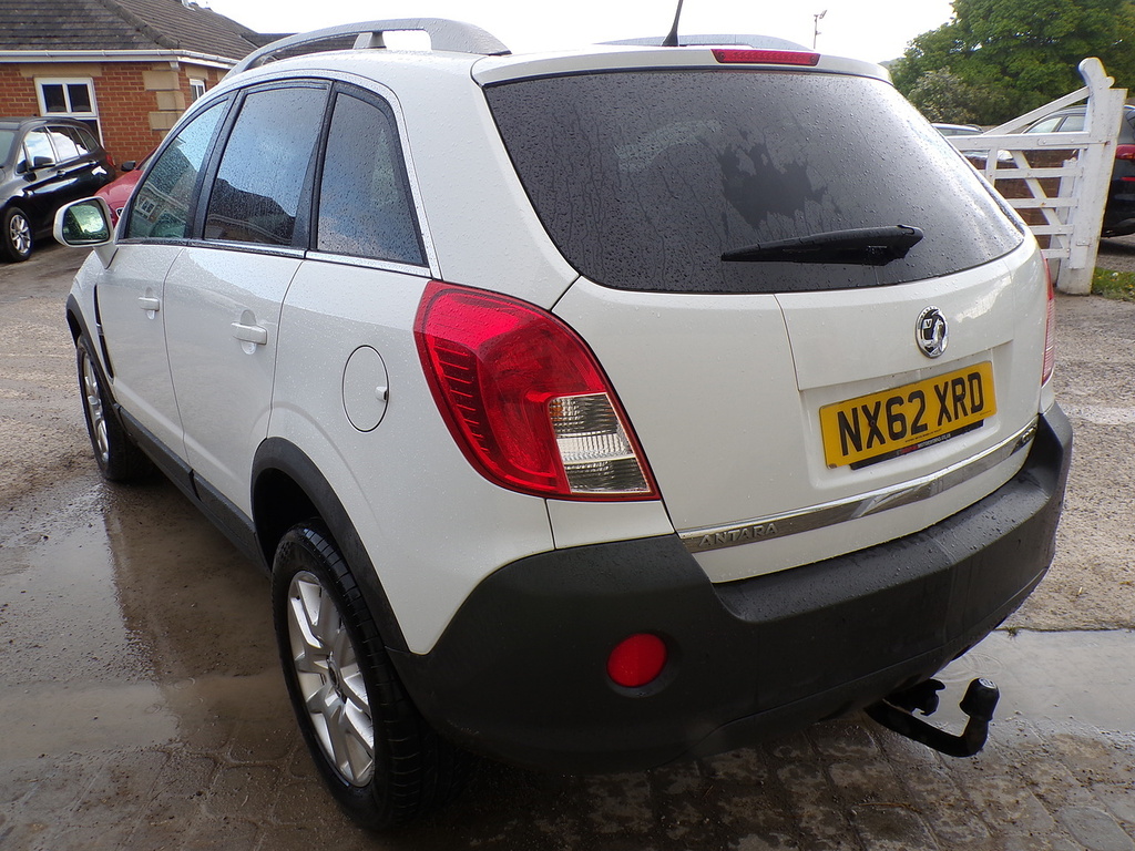 Vauxhall Antara Cdti Exclusiv White #5