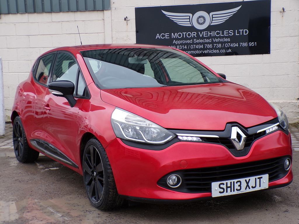 Renault Clio Dci Dynamique S Medianav Red