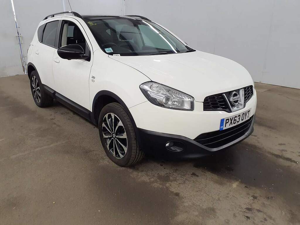 Nissan Qashqai Dci 360 White