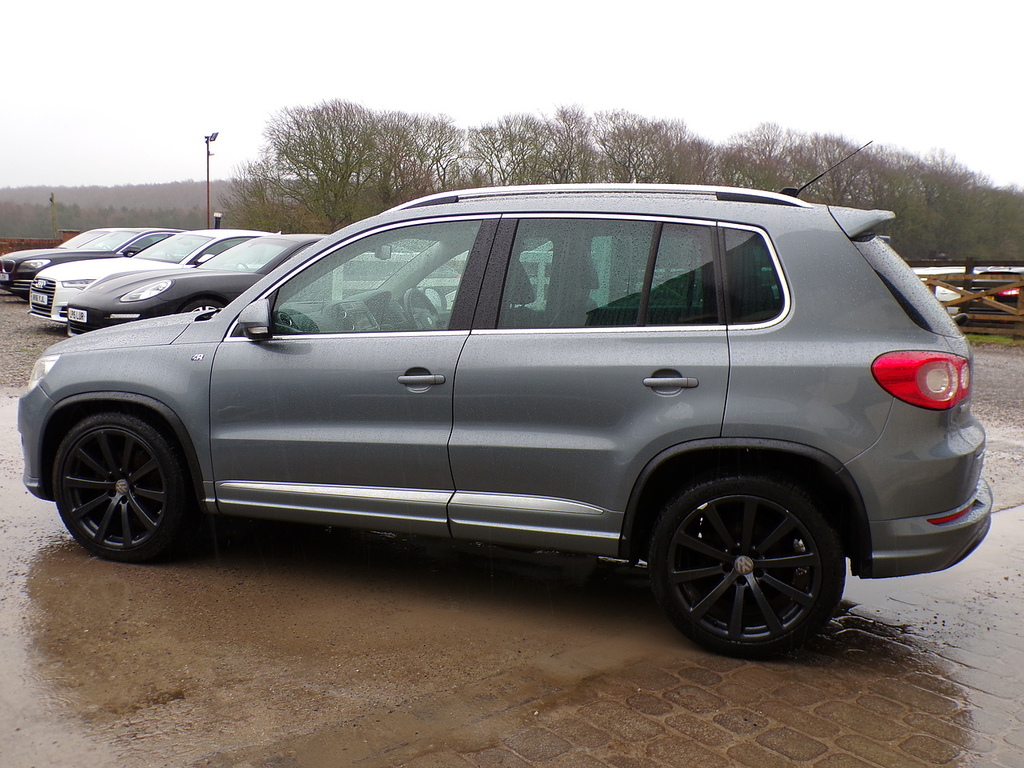 Volkswagen Tiguan Tdi R-line PF59EKA Grey #4