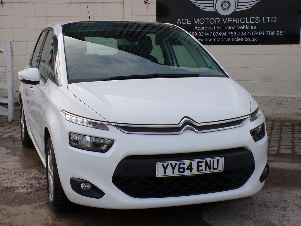 Citroen C4 Picasso Hdi Vtr White #2