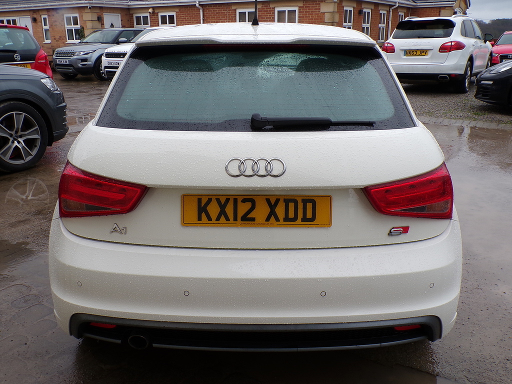 Audi A1 Tdi S Line KX12XDD White #6